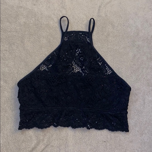 H&M Tops - H&M Lacy Crop Top 🖤